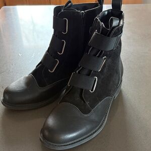 David Tate Black Strapy Ankle Boots 8 wide